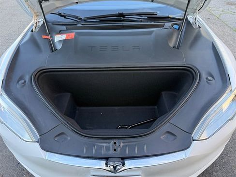 Used 2016 Tesla Model S P90D image 27