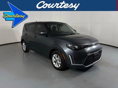 Used 2023 Kia Soul LX w/ LX Technology Package