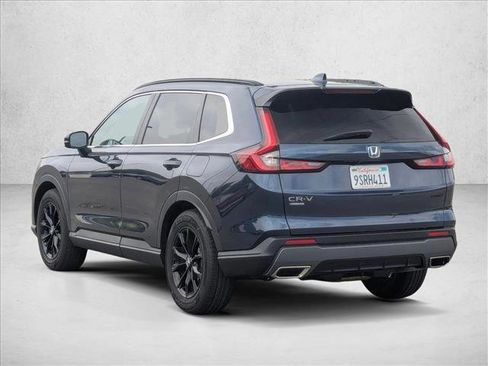 Used 2025 Honda CR-V Sport image 8