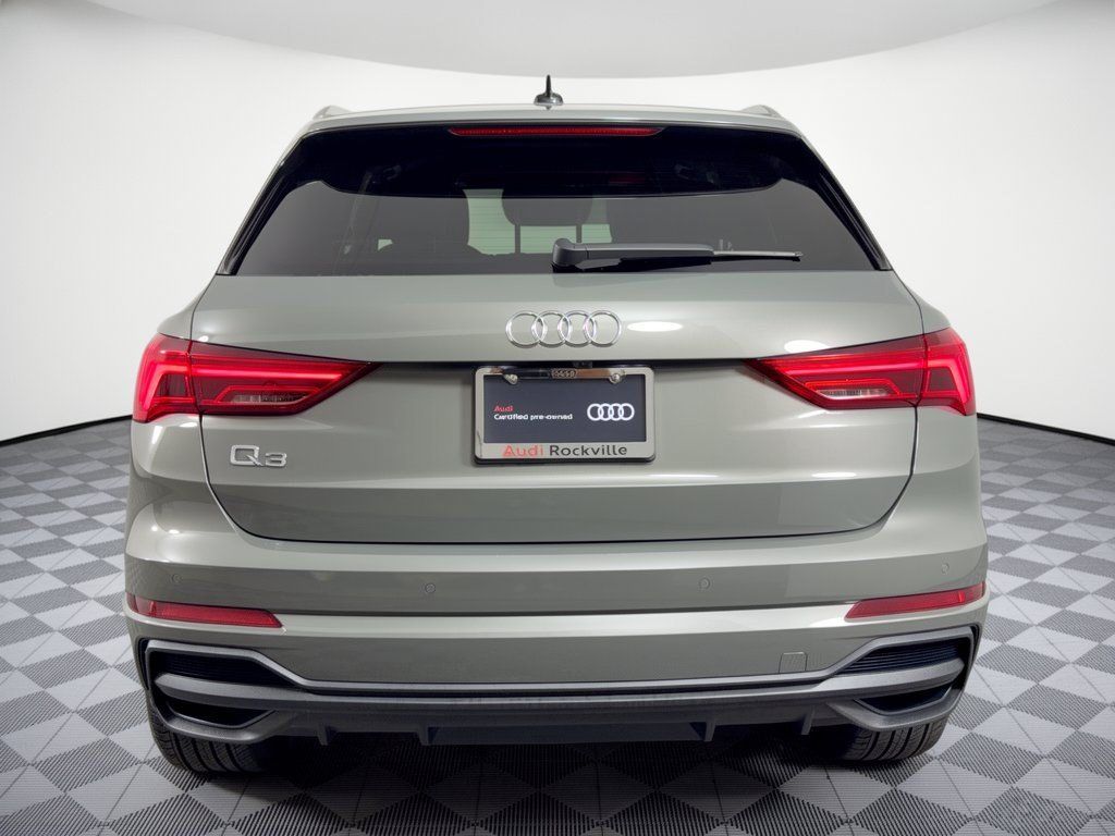 Used 2025 Audi Q3 2.0T Premium w/ Convenience Package AWD/4WD image 11