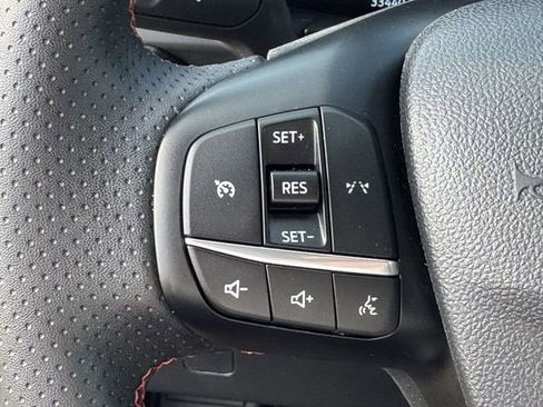 Used 2025 Ford Escape ST-Line FWD image 23