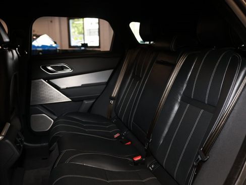 Used 2023 Land Rover Range Rover Velar R-Dynamic S image 13