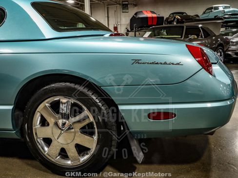 Used 2002 Ford Thunderbird Deluxe image 40