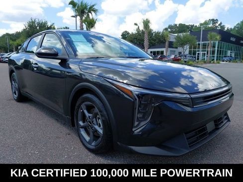 Certified 2025 Kia K4 FWD image 3