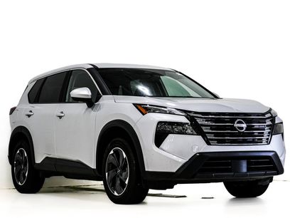 Used 2025 Nissan Rogue SV