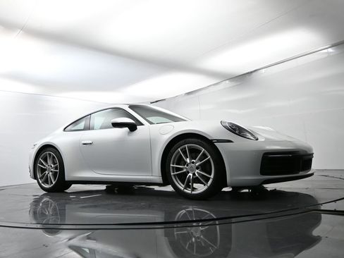 Certified 2022 Porsche 911 Carrera image 49