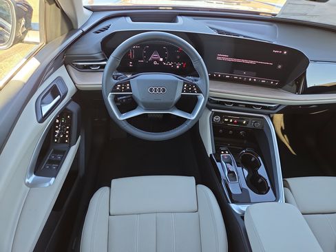 New 2025 Audi Q5 Premium Plus image 7