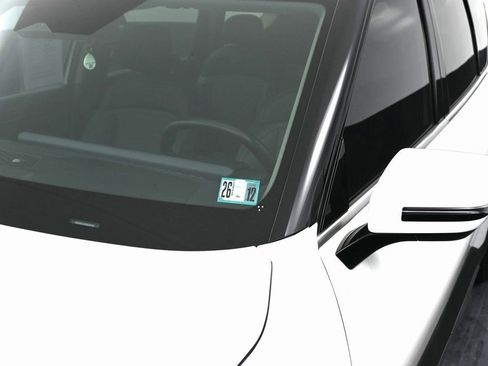 Used 2024 Kia EV9 Light Long Range image 4