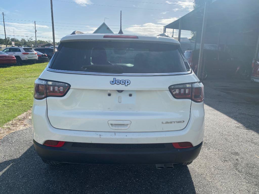Used 2019 Jeep Compass Limited FWD image 4