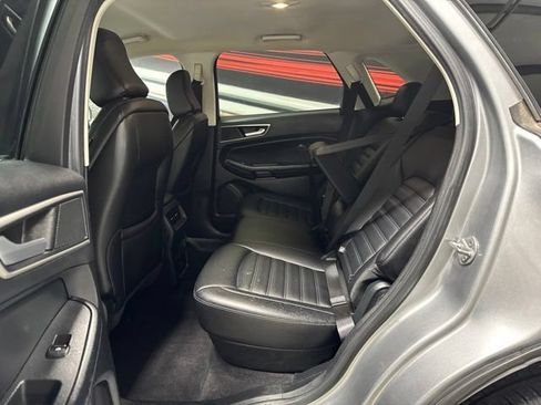 Used 2022 Ford Edge SEL AWD/4WD image 14