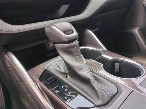 Used 2023 Toyota Highlander Platinum FWD image 12