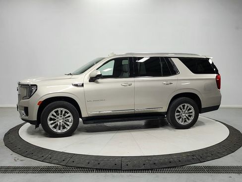 Used 2023 GMC Yukon SLT RWD image 4