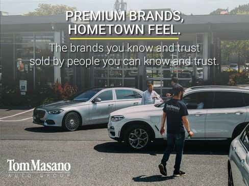 Used 2025 BMW i7 xDrive60 image 35