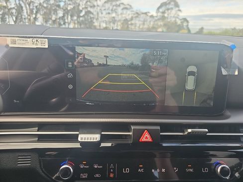 New 2026 Kia Sportage SX AWD/4WD image 17