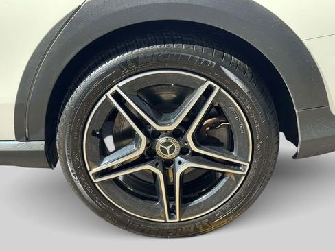 Used 2022 Mercedes-Benz E 450 4MATIC All-Terrain Wagon image 10