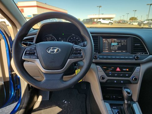 Used 2018 Hyundai Elantra SEL image 11