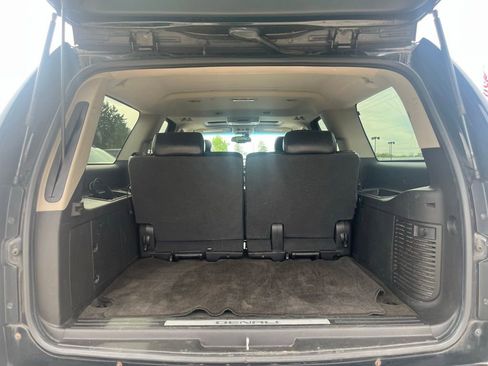 Used 2008 GMC Yukon XL Denali AWD/4WD image 10