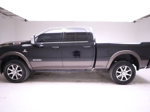 Used 2024 RAM 2500 Limited w/ Safety Group image 2