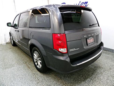 Used 2016 Dodge Grand Caravan SE FWD image 7