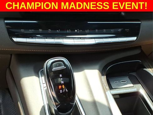 Used 2021 Cadillac Escalade Sport w/ Driver Assist Tech Package image 19