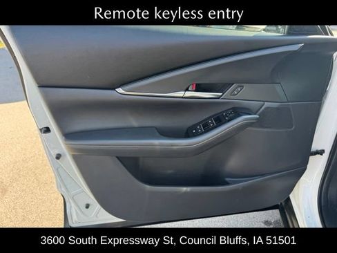 Used 2024 MAZDA CX-30 AWD 2.5 S w/ Preferred Package image 15