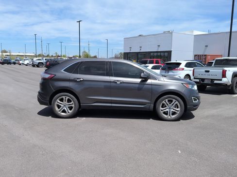 Used 2017 Ford Edge Titanium w/ Equipment Group 301A AWD/4WD image 4