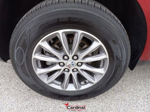 Used 2024 Buick Enclave Premium image 4