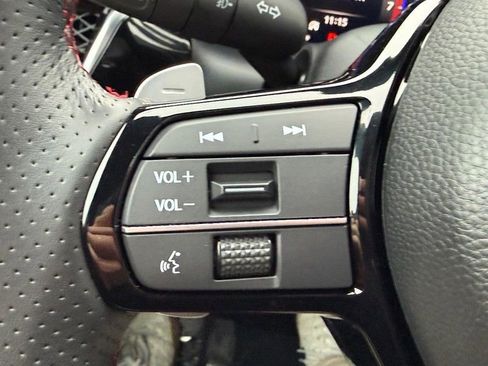 Certified 2025 Acura ADX A-Spec image 18