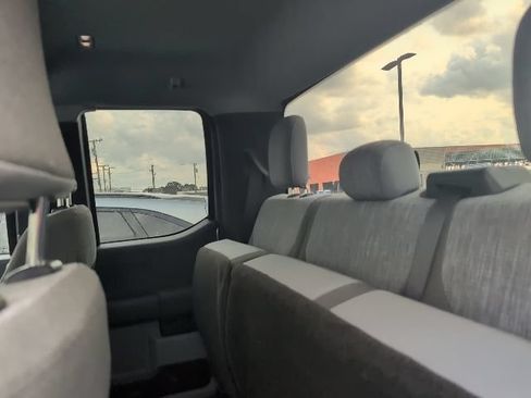 Used 2023 Ford F250 XLT AWD/4WD image 5