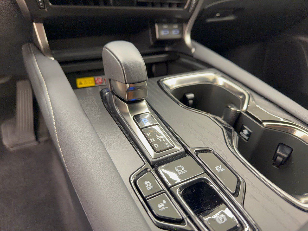 Used 2023 Lexus RX 350 w/ Accessory Package (Z1) AWD/4WD image 21