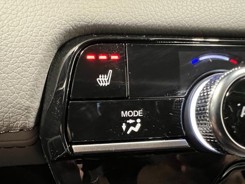 New 2025 Honda Pilot Touring image 16