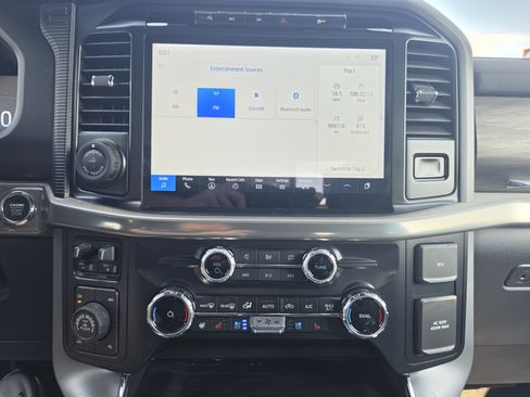 Used 2024 Ford F150 Lariat w/ Equipment Group 502A High AWD/4WD image 30