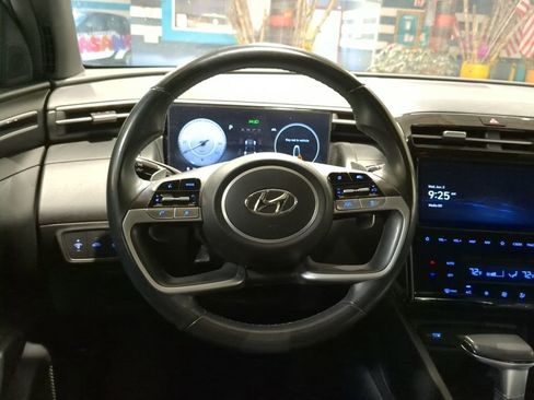 Used 2023 Hyundai Santa Cruz SEL Premium w/ Cargo Package AWD/4WD image 2