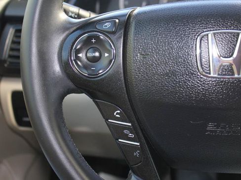 Used 2015 Honda Accord EX-L image 23