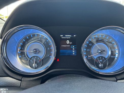 Used 2013 Chrysler 300 S AWD/4WD image 25