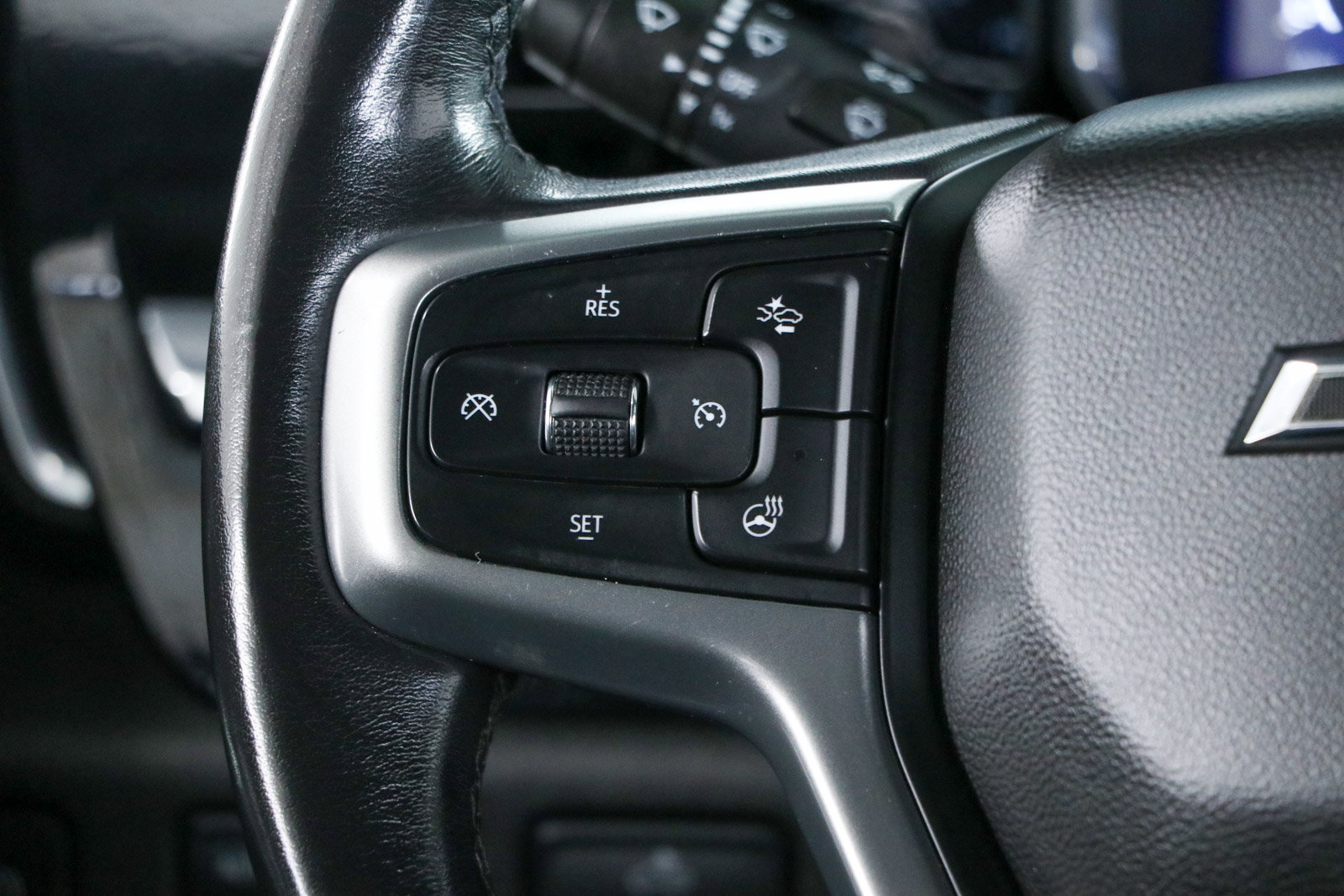 Used 2022 Chevrolet Silverado 1500 RST w/ Z71 Off-Road Package AWD/4WD image 14