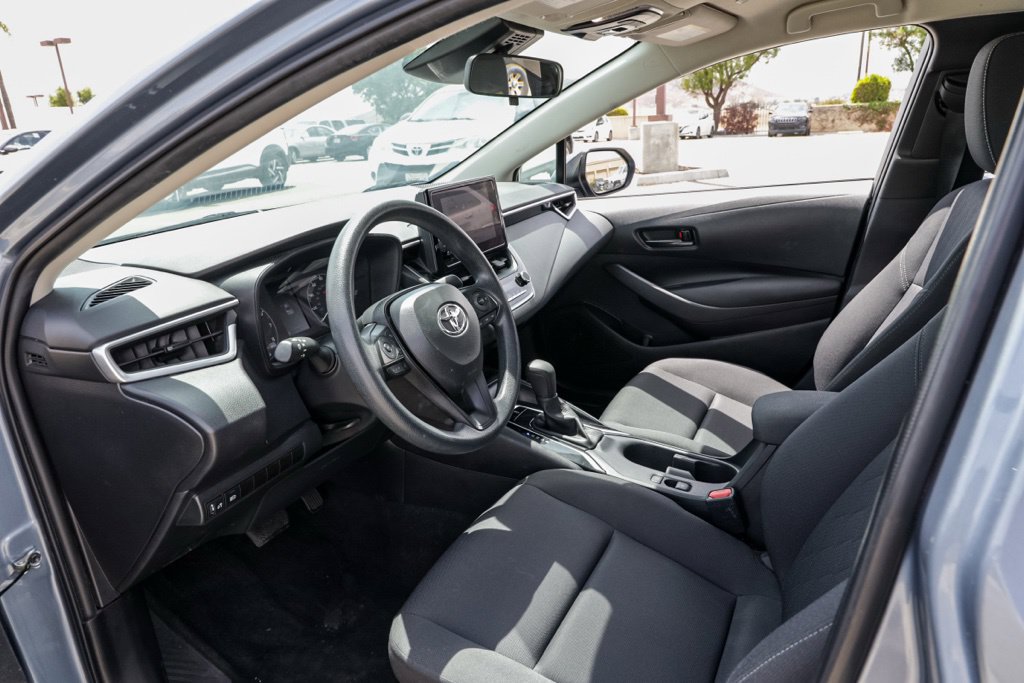 Used 2024 Toyota Corolla LE FWD image 17