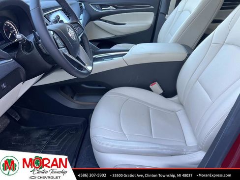 Certified 2024 Buick Enclave Essence image 15