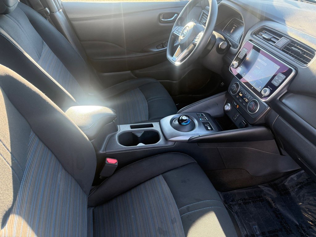 Used 2022 Nissan Leaf S FWD image 17
