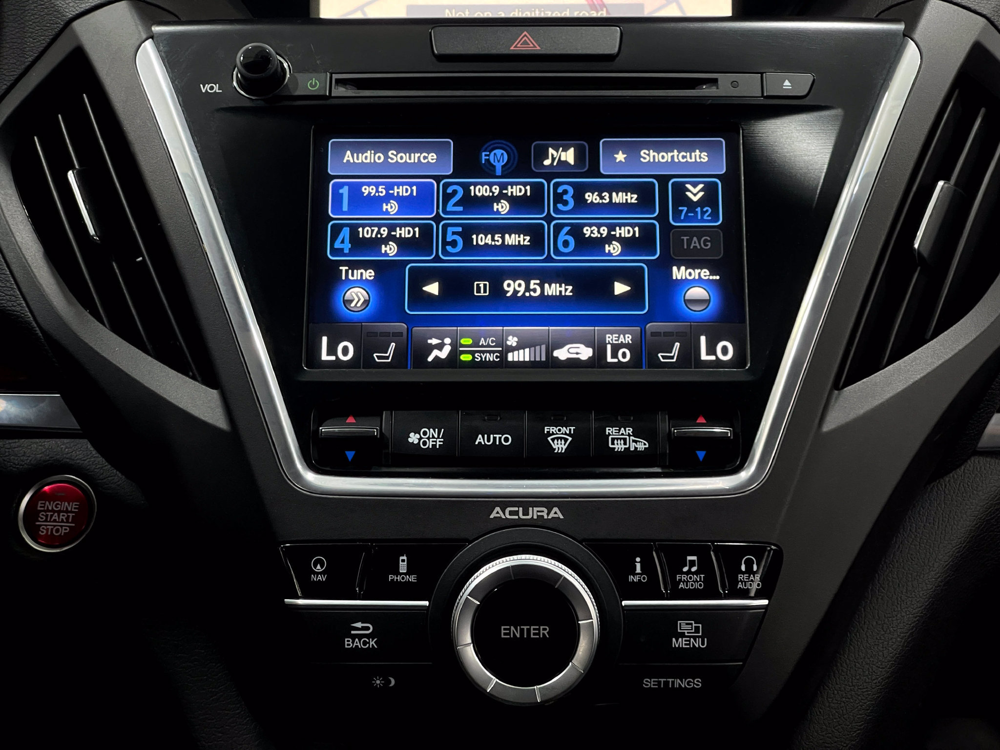 Used 2015 Acura MDX w/ Tech & Entertainment Pkg AWD/4WD image 25