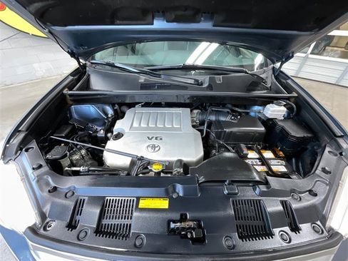 Used 2013 Toyota Highlander Plus image 29
