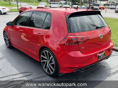 Used 2017 Volkswagen Golf R 4-Door AWD/4WD image 12
