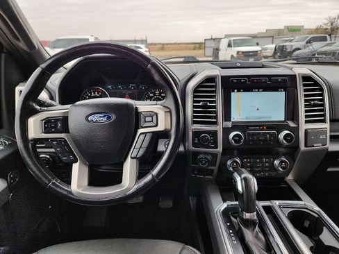 Used 2019 Ford F150 Platinum w/ Equipment Group 701A Luxury AWD/4WD image 10