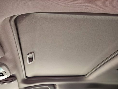 Certified 2025 Subaru Crosstrek 2.5i Limited w/ Crosstrek Mirror Package image 27