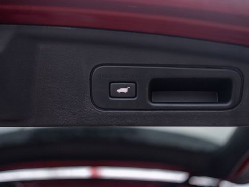 Used 2023 Acura MDX SH-AWD w/ Advance Package image 22