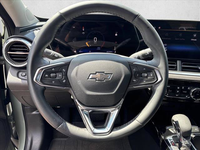 Used 2025 Chevrolet Trax ACTIV w/ Driver Confidence Package FWD image 17