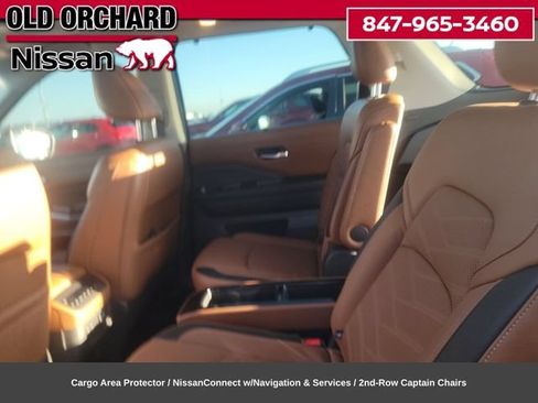 Used 2023 Nissan Pathfinder Platinum AWD/4WD image 10