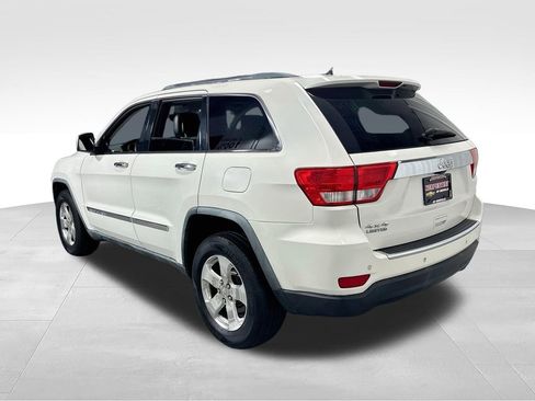 Used 2011 Jeep Grand Cherokee Limited AWD/4WD image 7