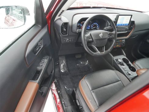 Used 2022 Ford Bronco Sport Outer Banks w/ Tech Package image 11