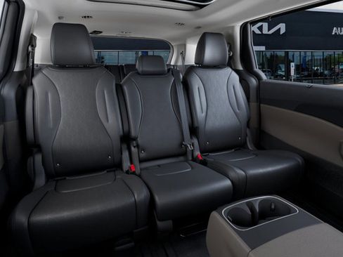 New 2026 Kia Carnival SX image 16